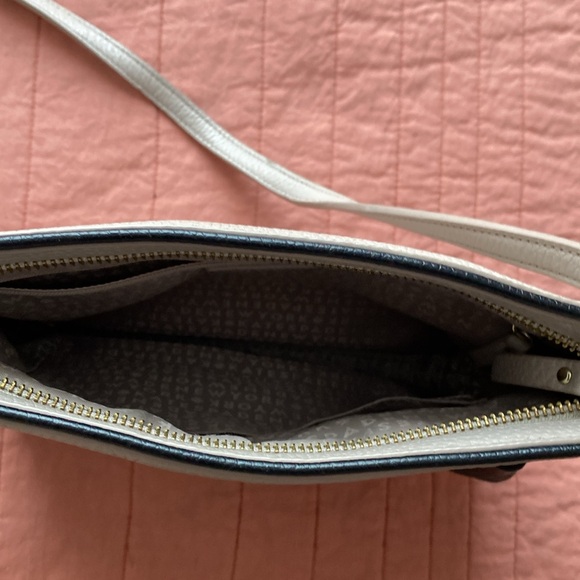 Kate Spade used purse - Picture 5 of 9